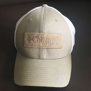 Columbia PFG hat